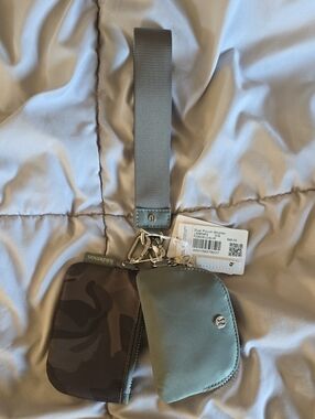 Lululemon Dual Pouch